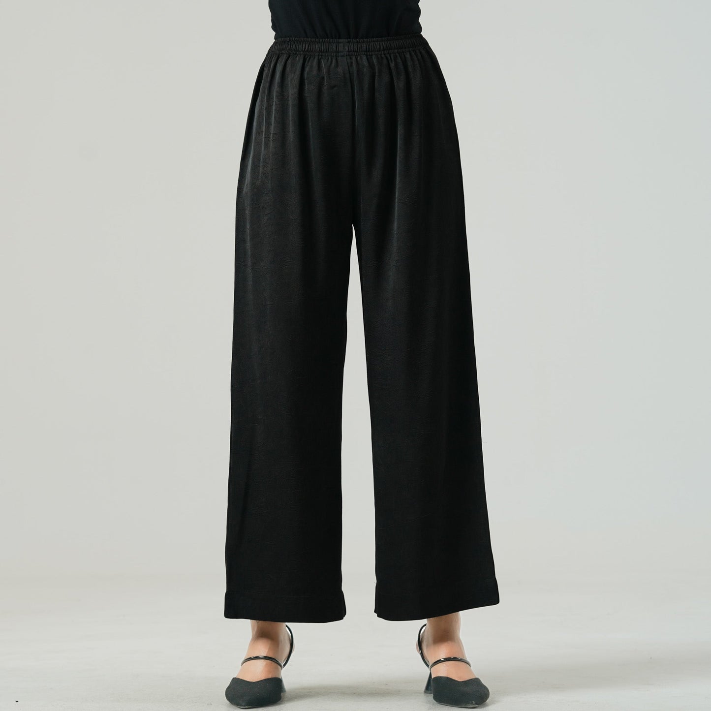 Womens Black Bottom