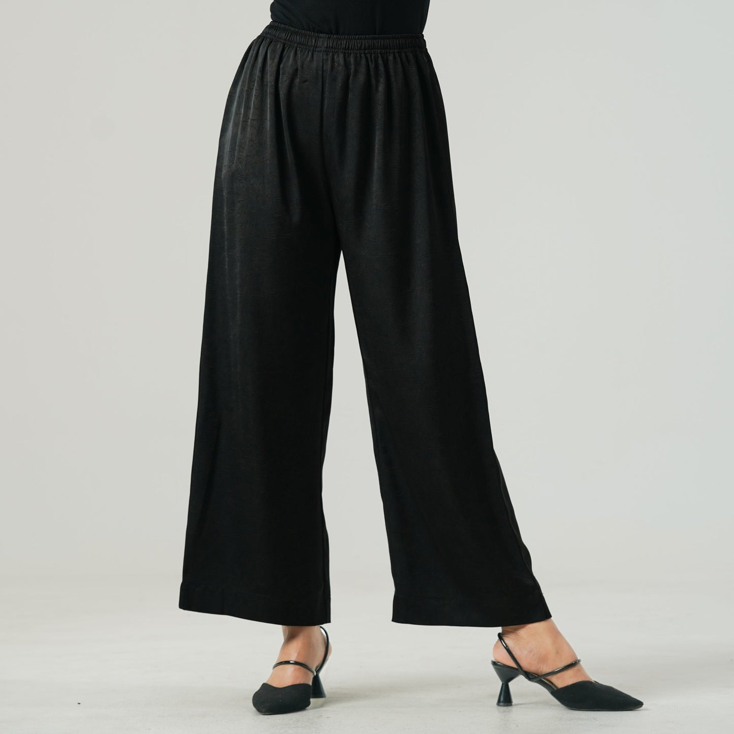 Womens Black Bottom