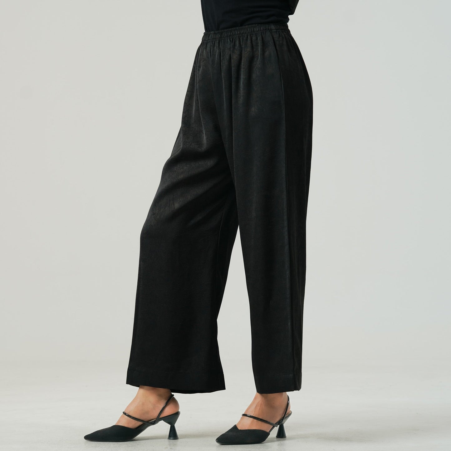 Womens Black Bottom