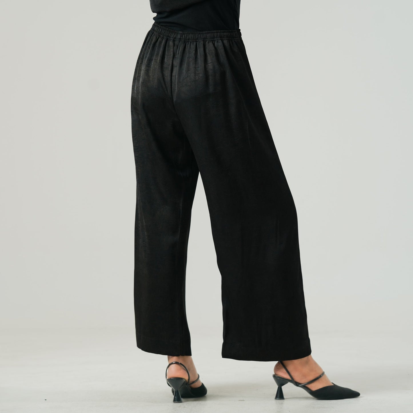 Womens Black Bottom