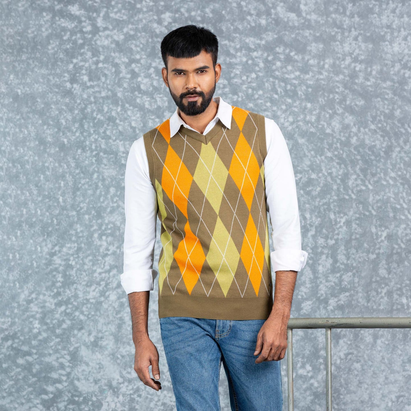 MENS VEST- OLIVE