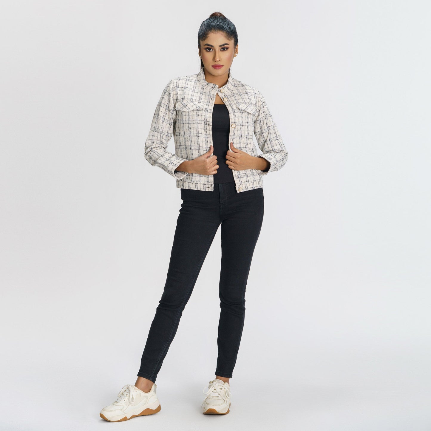 Women’s White & black Checked Shacket