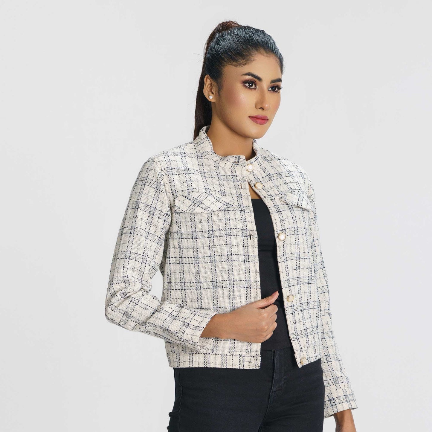 Women’s White & black Checked Shacket