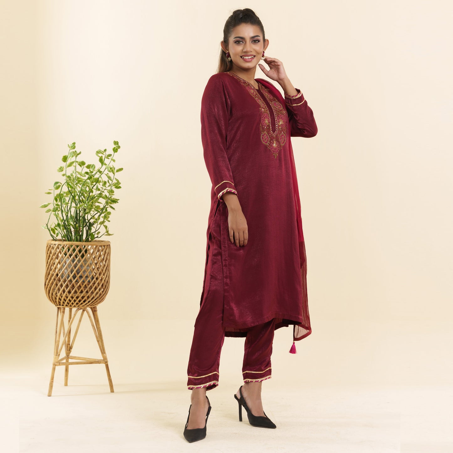 Women Maroon Embroidery 3-Piece Set