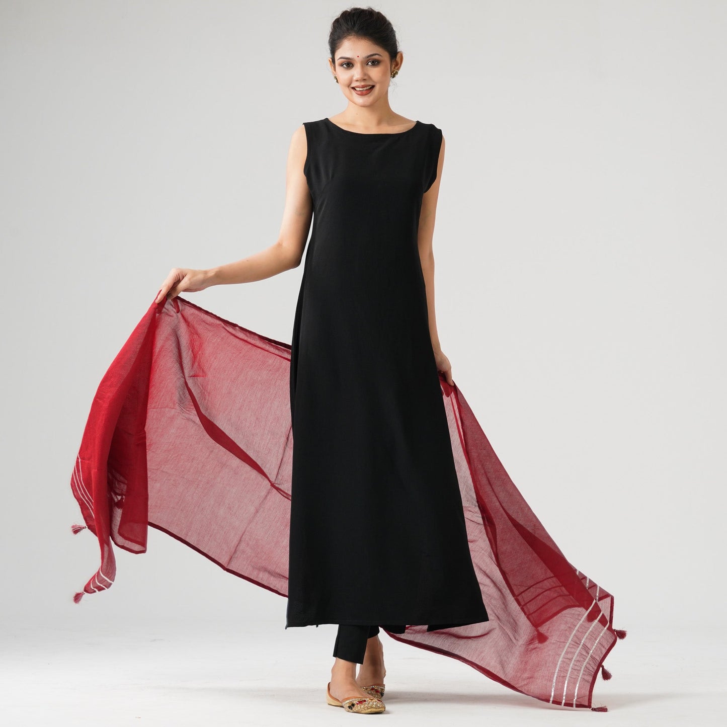 Womens Maroon Orna