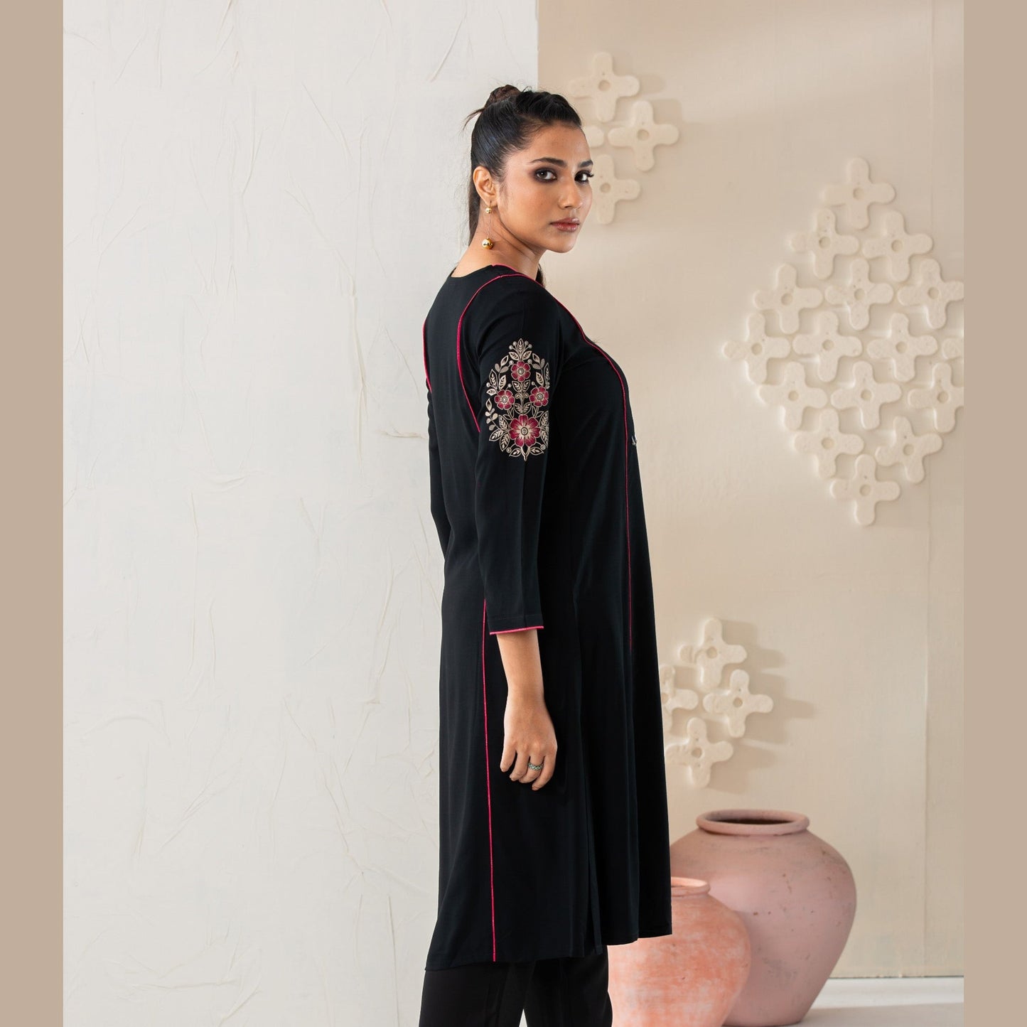 Womens Black Linen Kurti
