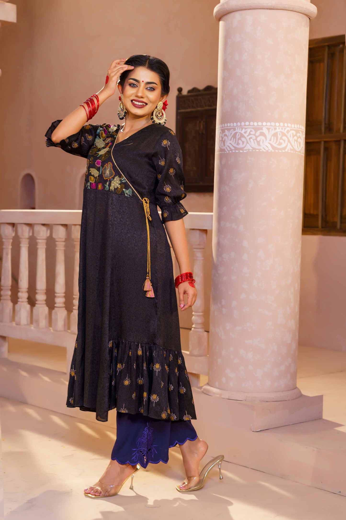ETHNIC HIGH RANGE KURTI-BLACK