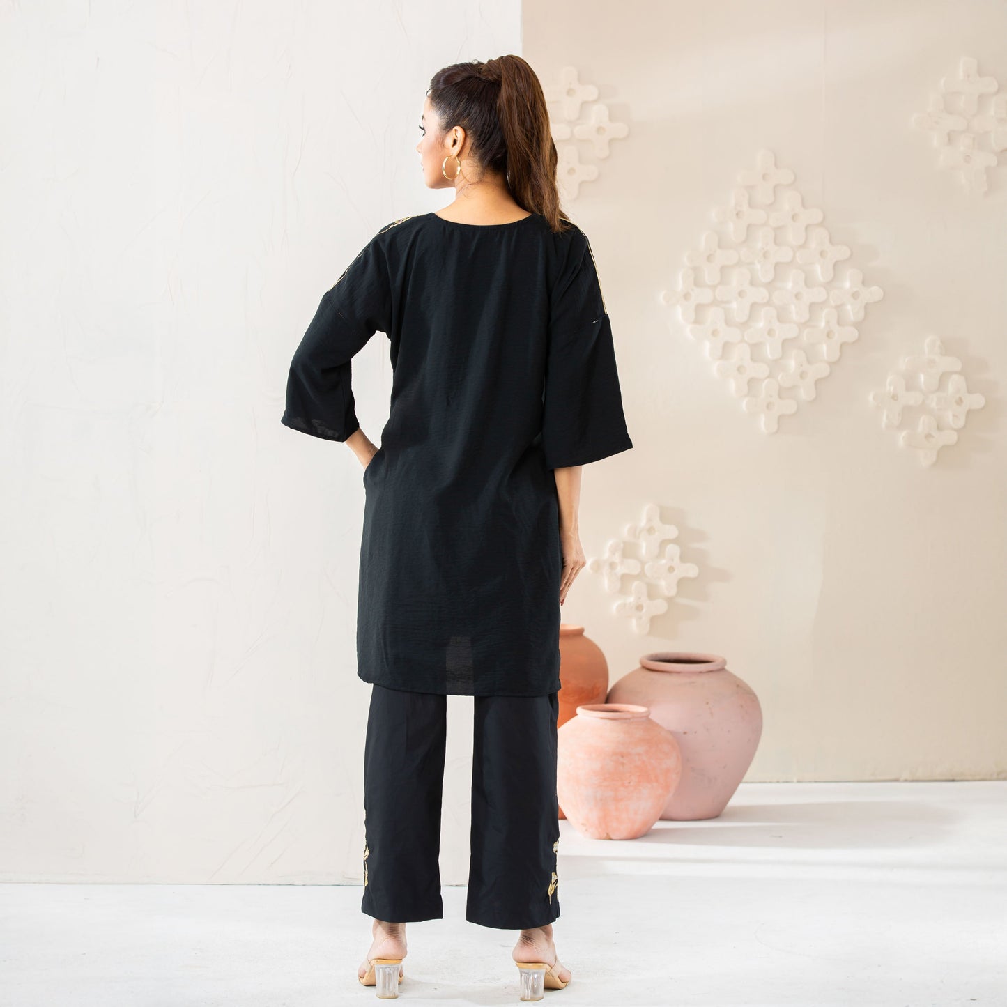 ETHNIC HIGH RANGE KURTI-BLACK