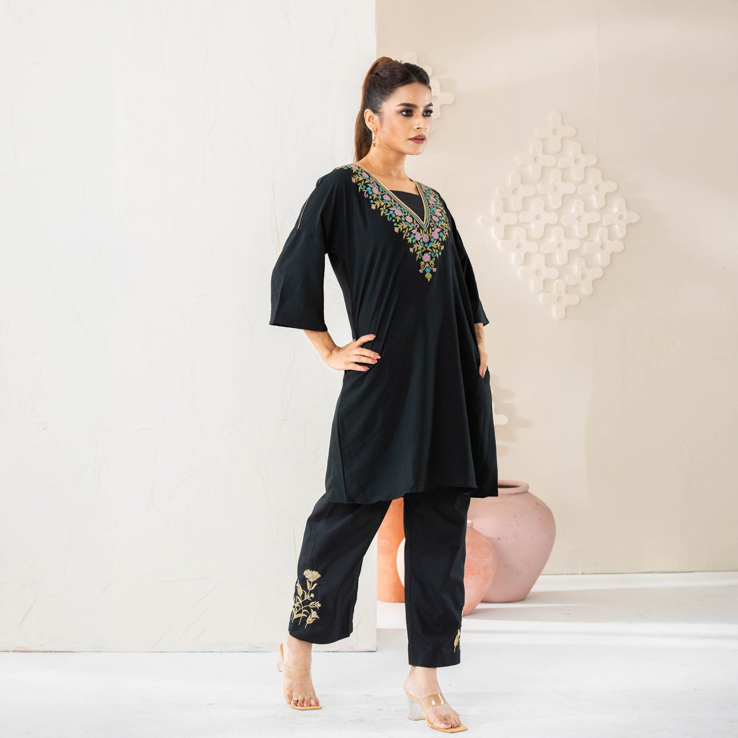 ETHNIC HIGH RANGE KURTI-BLACK