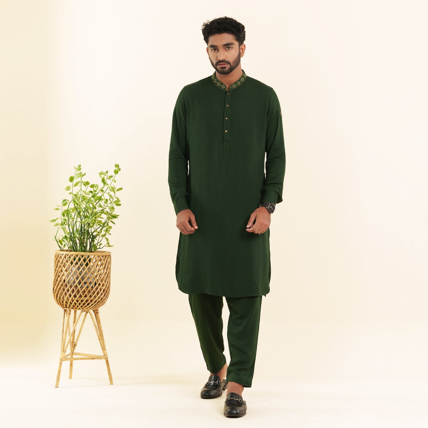 Men's Green Embroidery Kabli Set