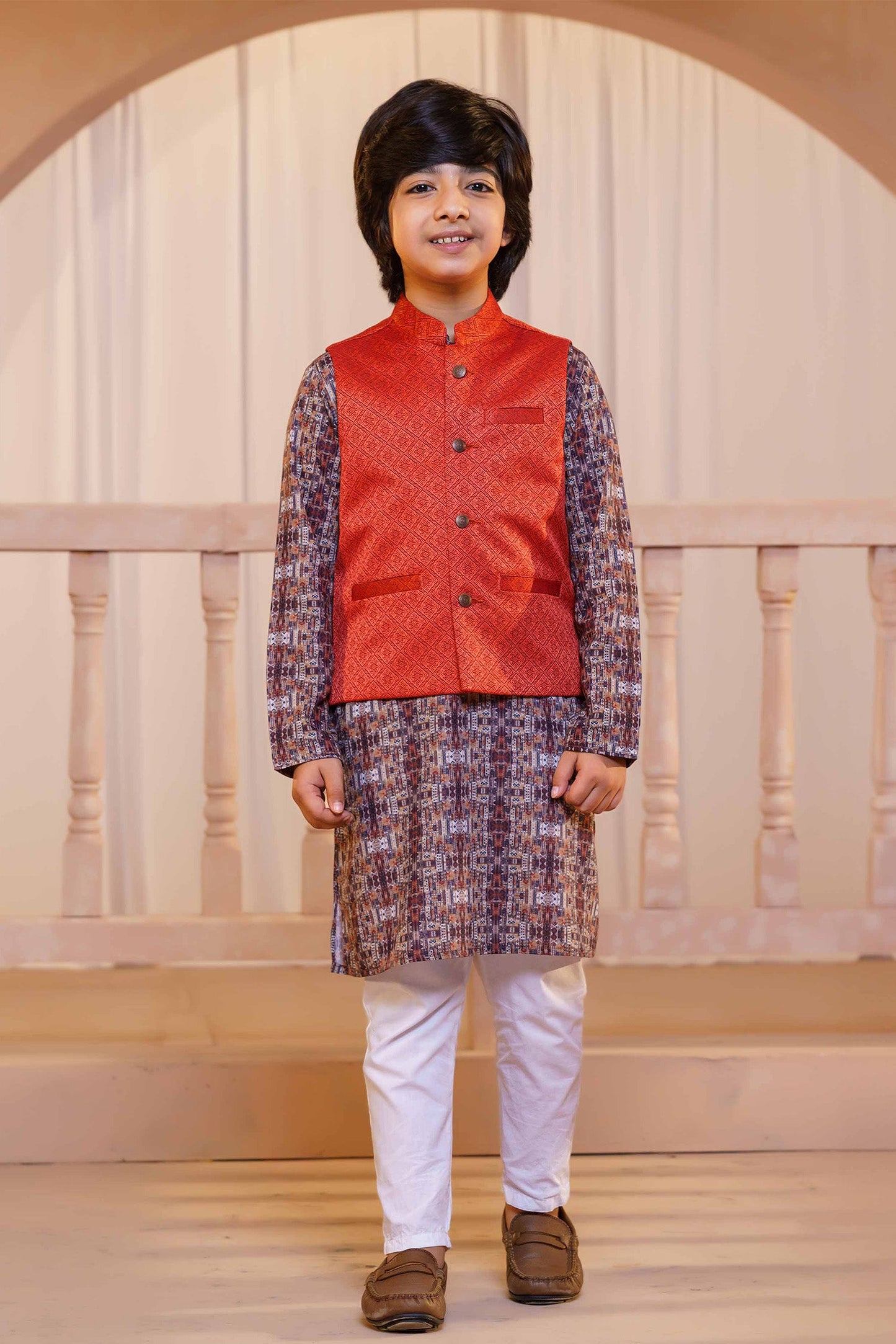 BOYS VEST-RED