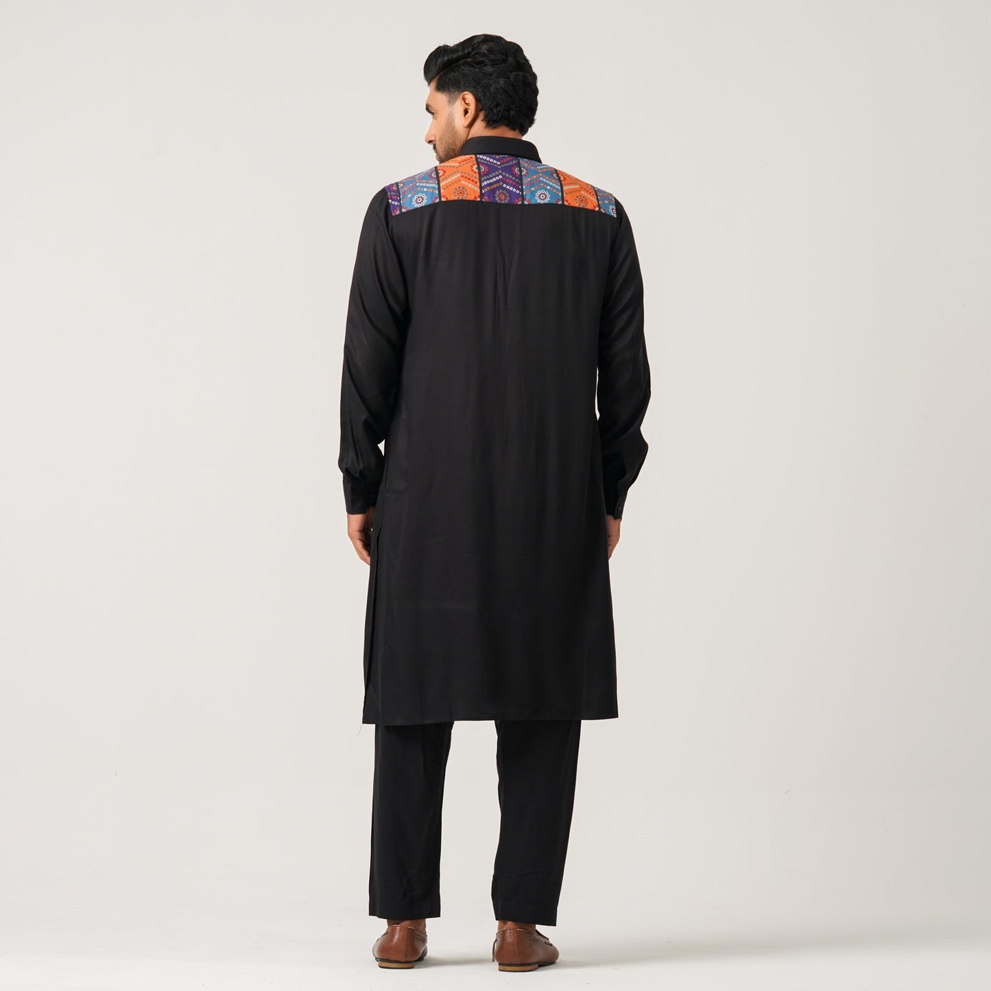 Mens Black Kabli