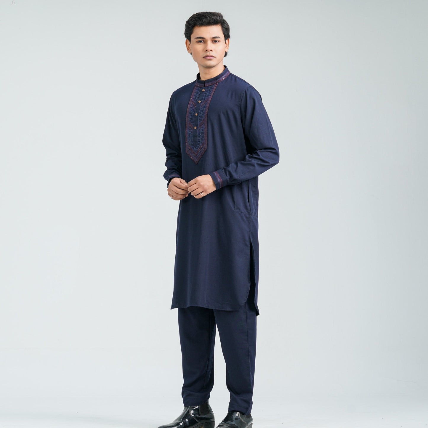 Men’s Navy Embroidered Viscose Kabli