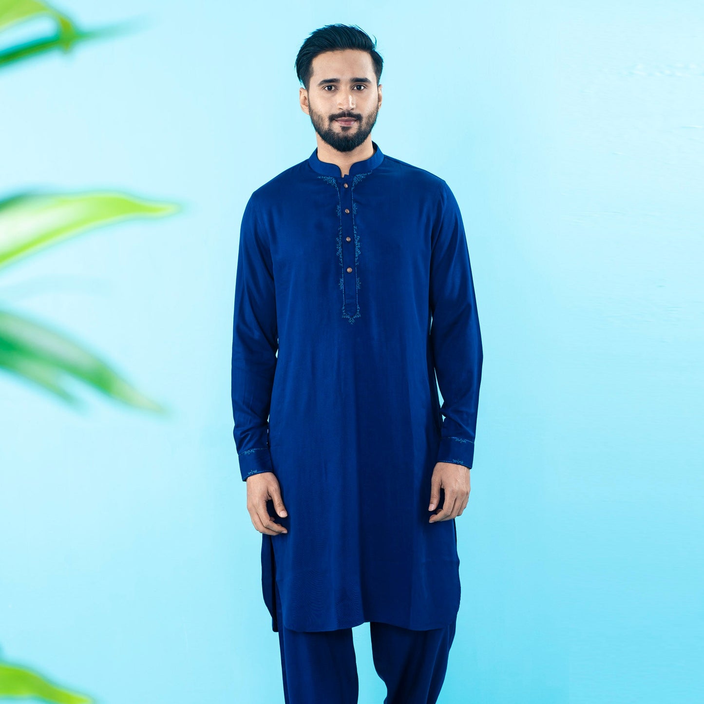 Men's Navy Embroidery Kabli Set
