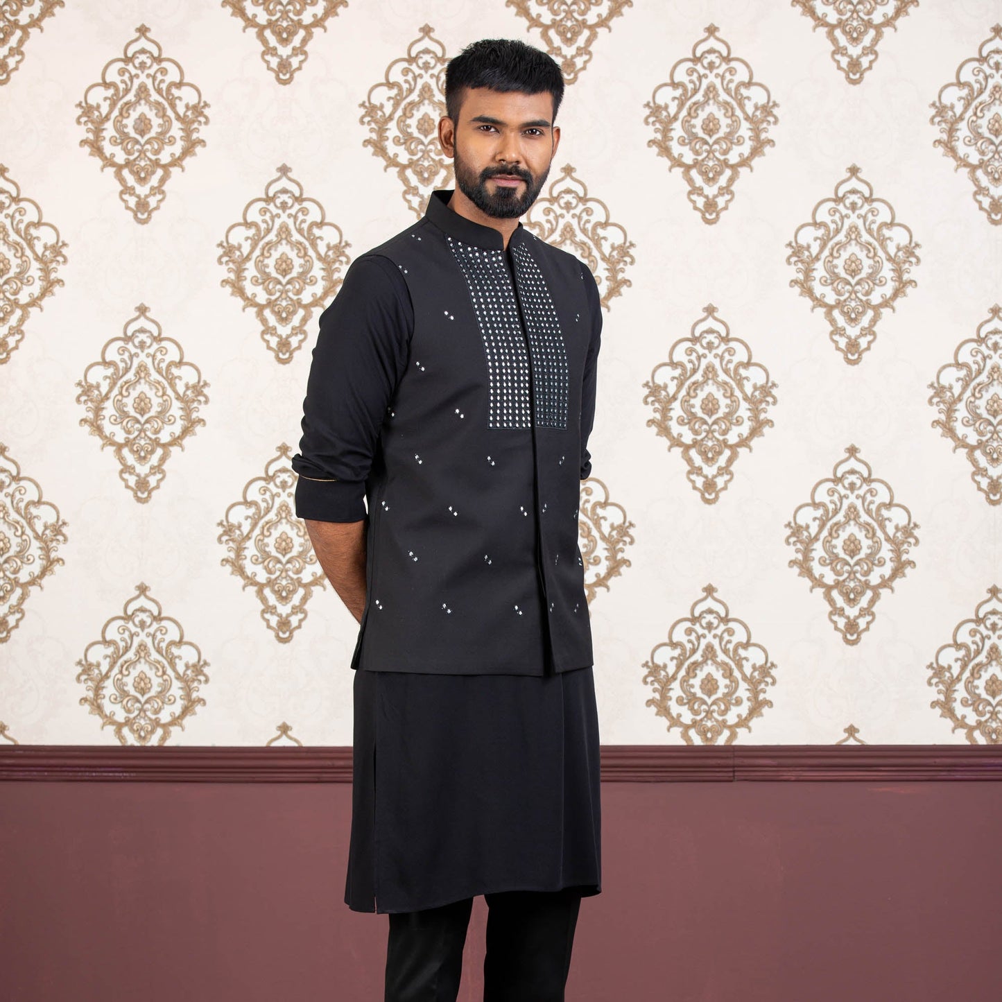 MENS VEST-BLACK