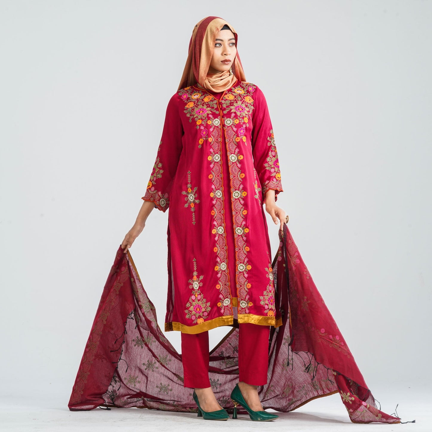 Women Mixed Silk Three Piece Set