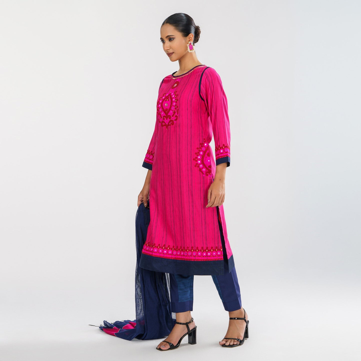 Women Pink Three Piece Set
