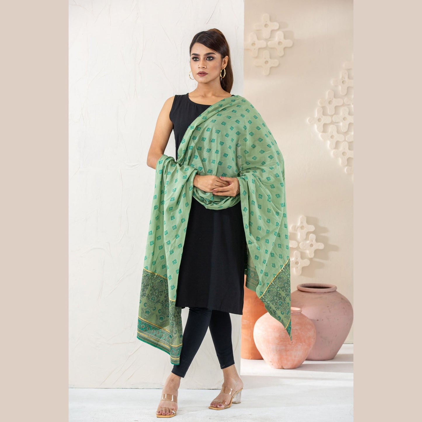 Green Elegance Orna