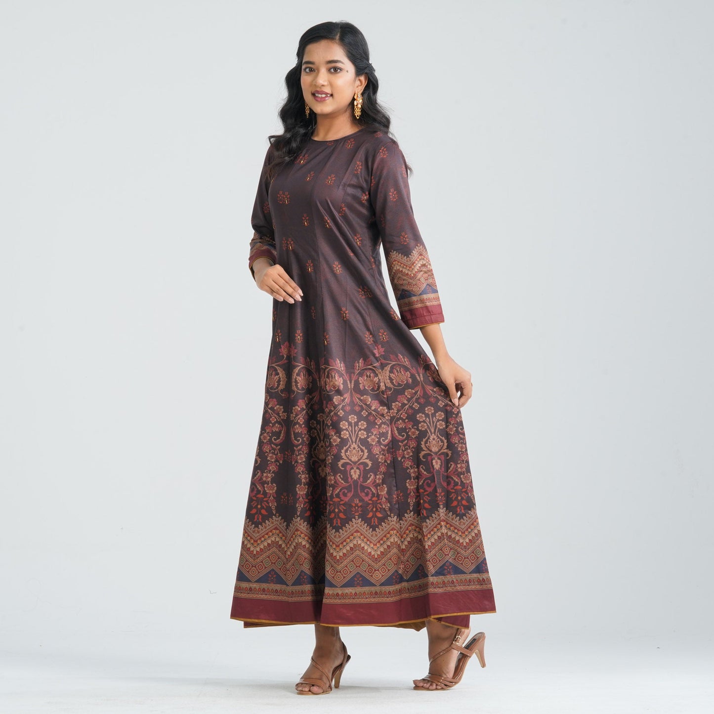 Women Crepe Georgette Gown