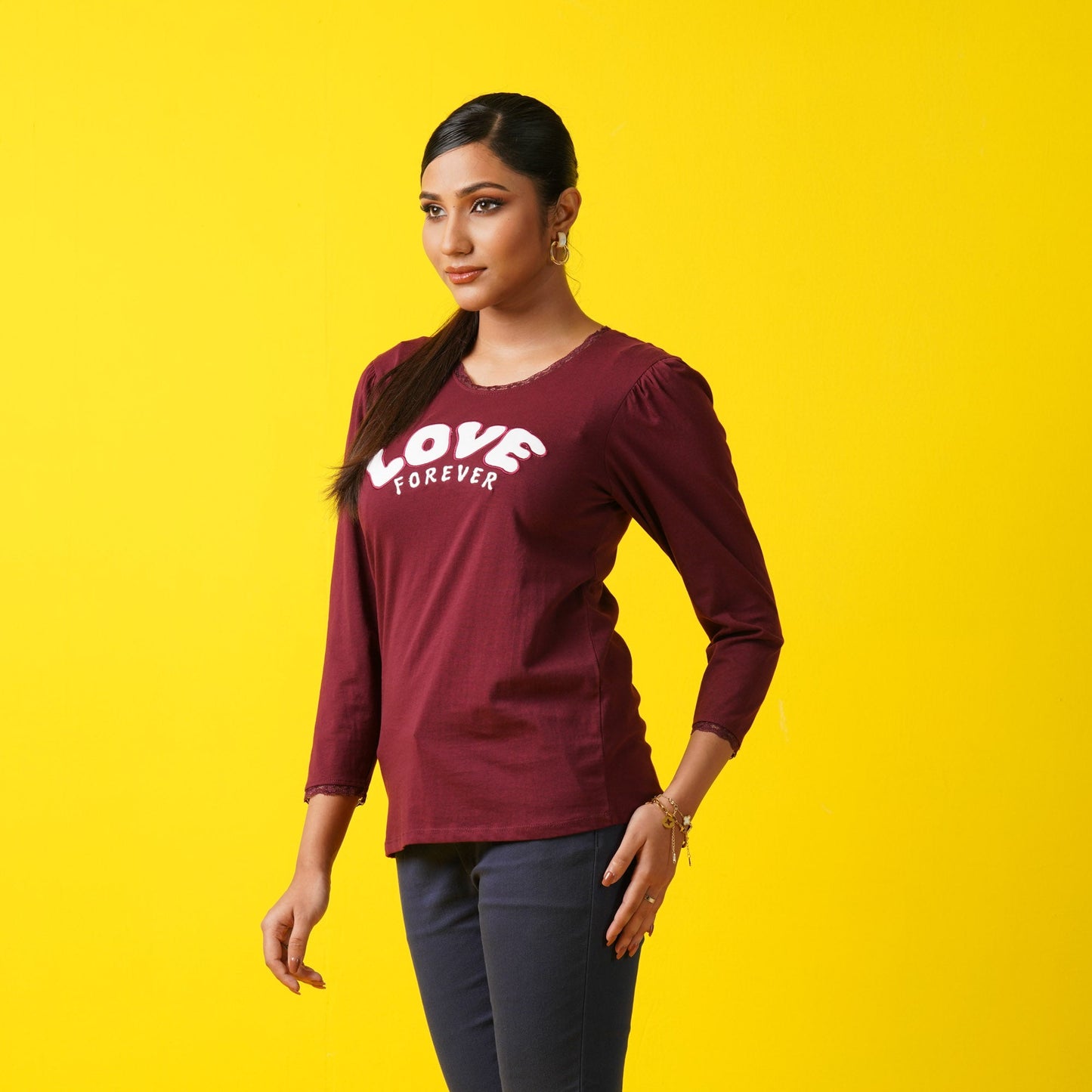 LADIES T- SHIRT-MAROON