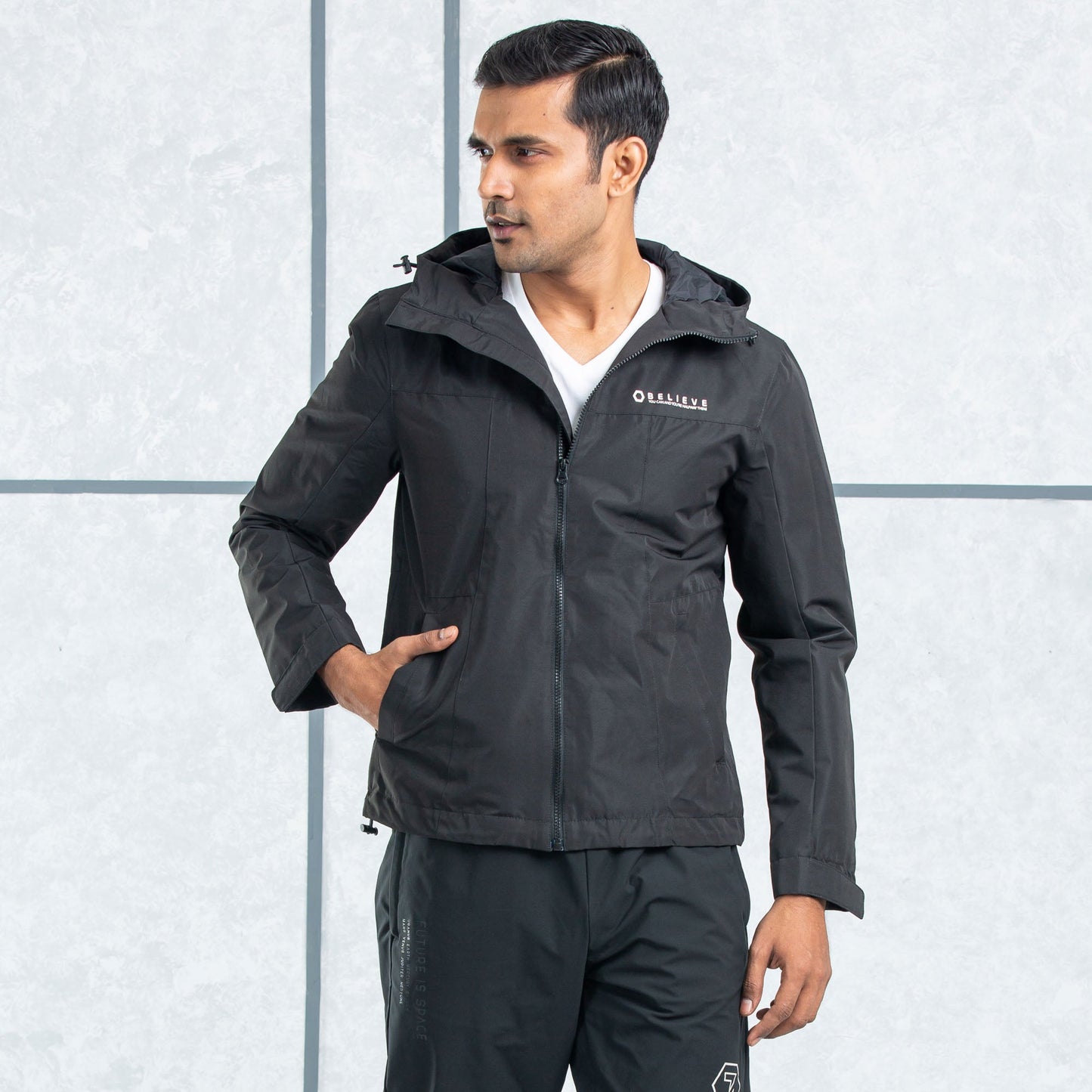 MENS WINDBREAKER-BLACK