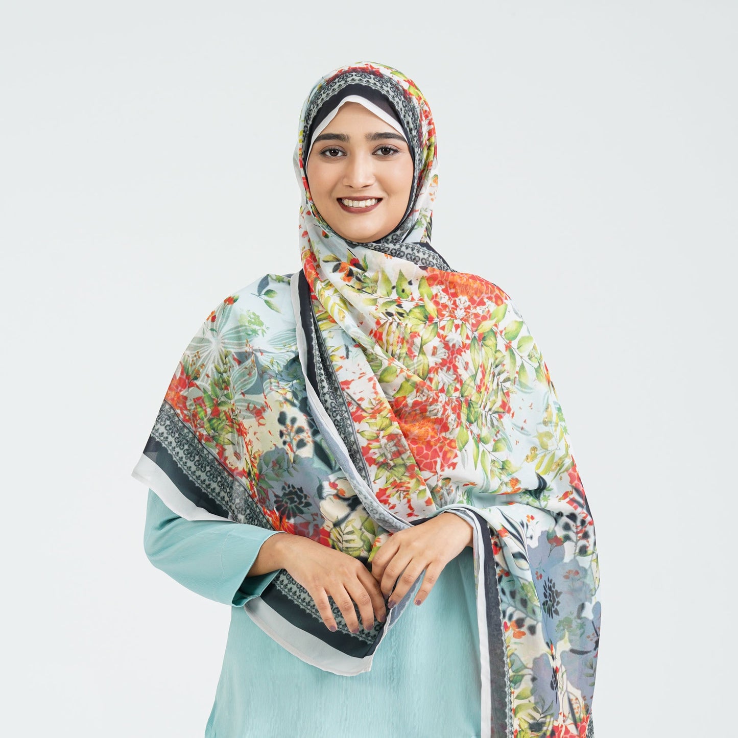 Womenâ€™s Multicolor Georgette Scarf