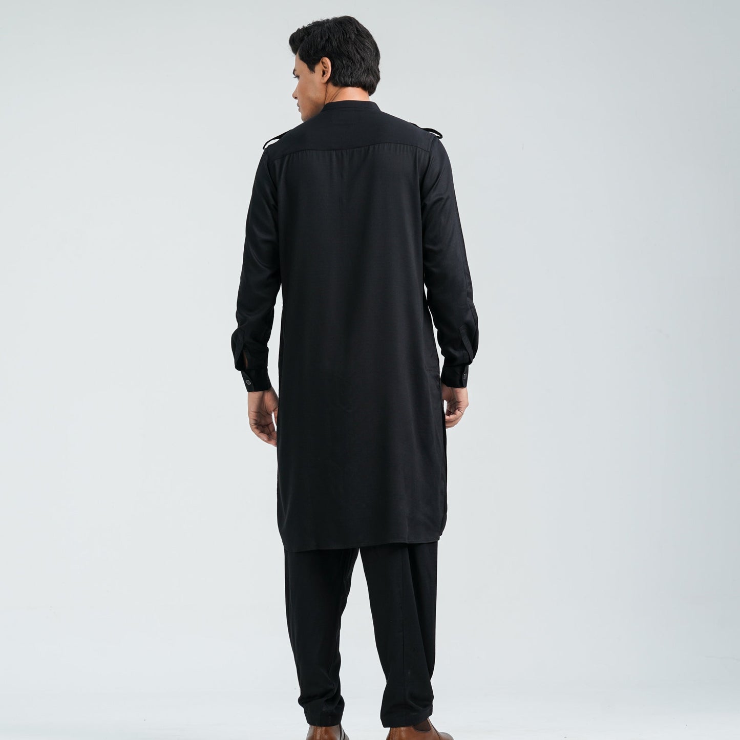 Menâ€™s Black Viscose Kabli