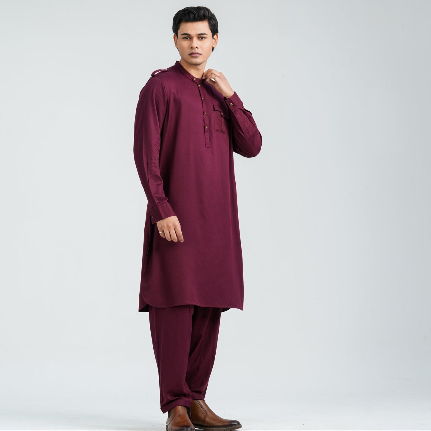 Menâ€™s Maroon Viscose Kabli