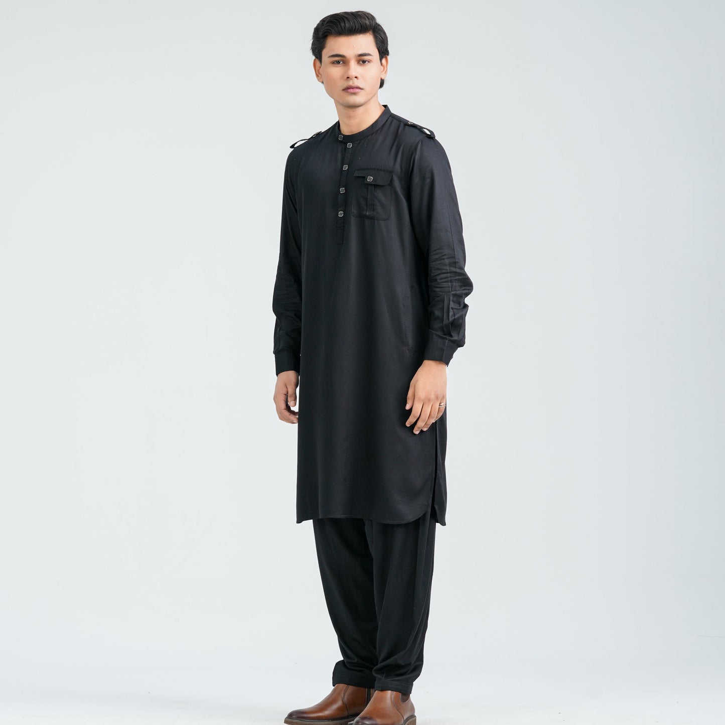 Menâ€™s Black Viscose Kabli