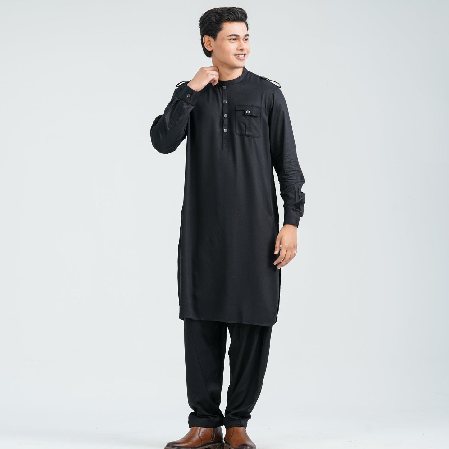 Menâ€™s Black Viscose Kabli