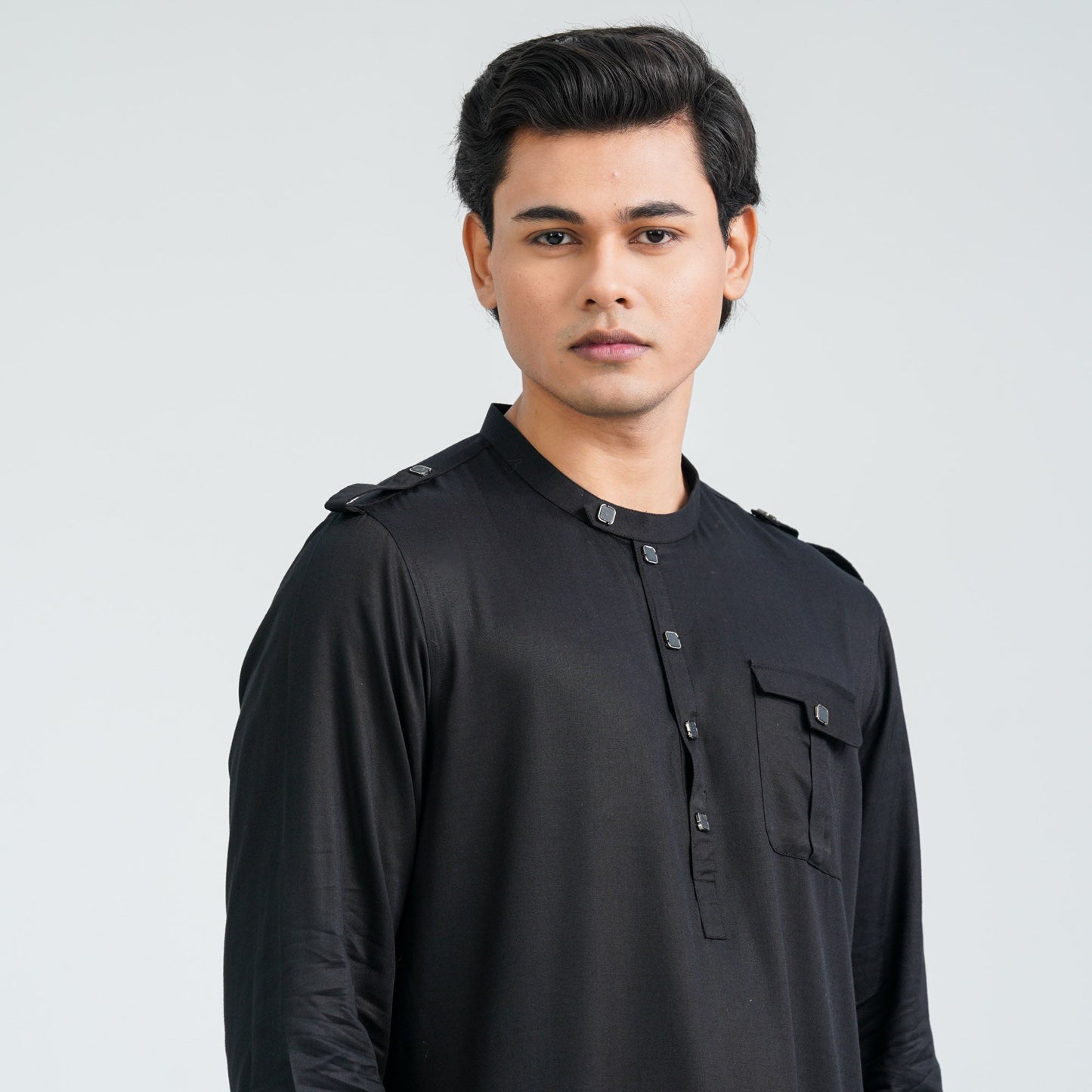 Menâ€™s Black Viscose Kabli