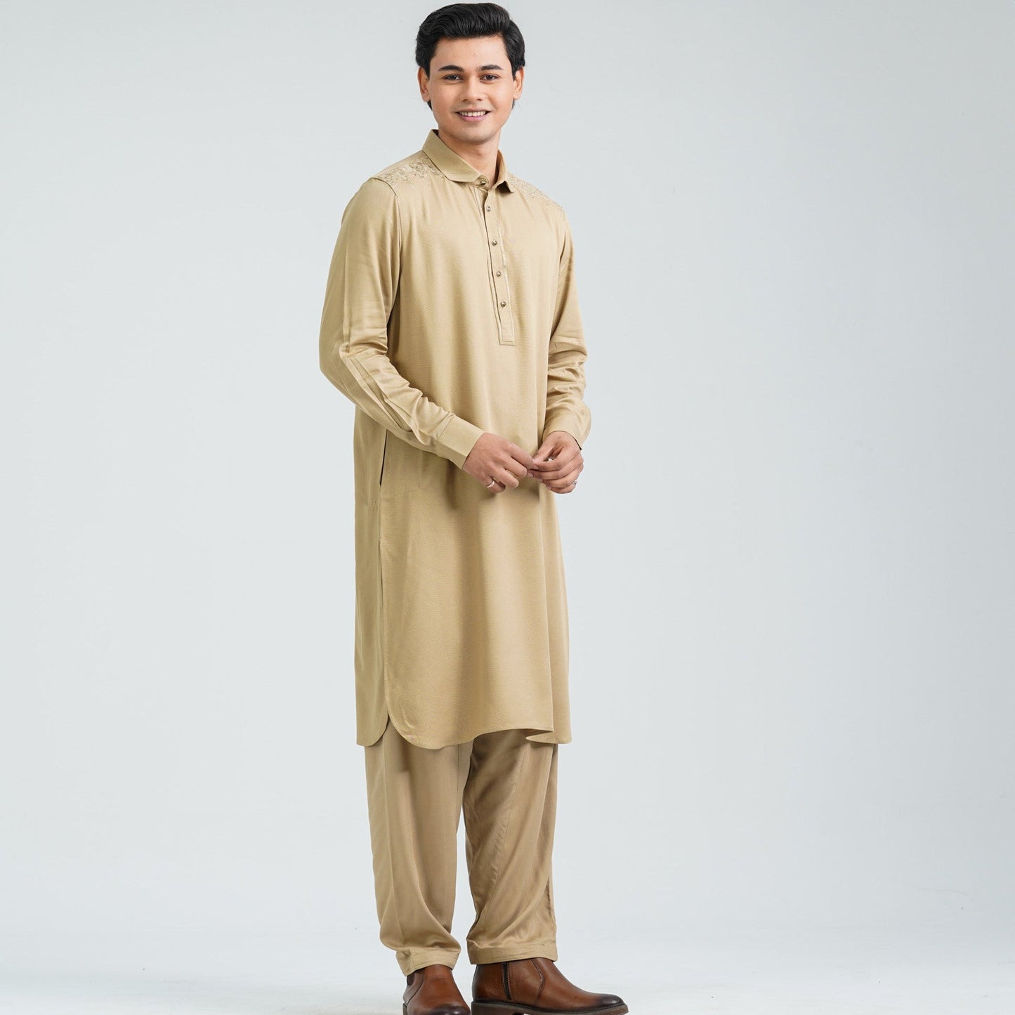 Men's Beige Viscose Embroidered Kabli