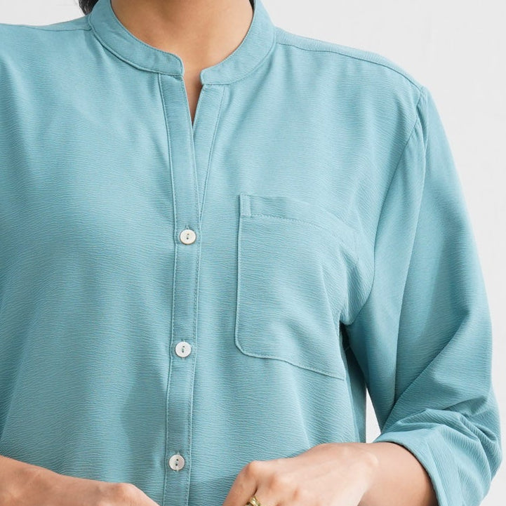 Womenâ€™s Teal Shirt