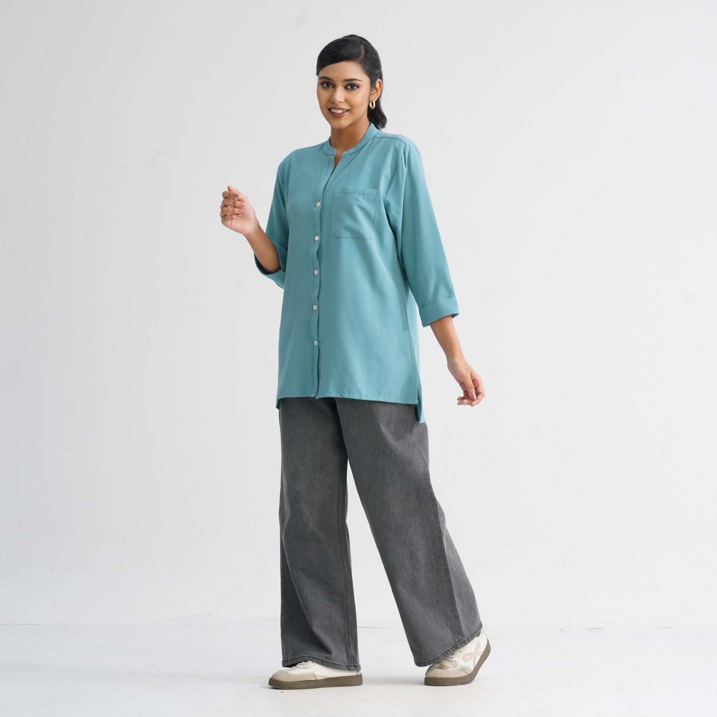 Womenâ€™s Teal Shirt