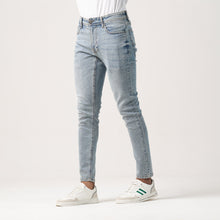 Load image into Gallery viewer, MENS DENIM LONG PANT-LIGHT BLUE
