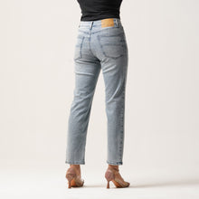 Load image into Gallery viewer, LADIES DENIM LONG PANT-LIGHT BLUE
