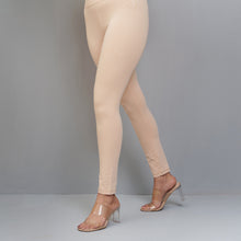 Load image into Gallery viewer, Women’s Peach Leggings
