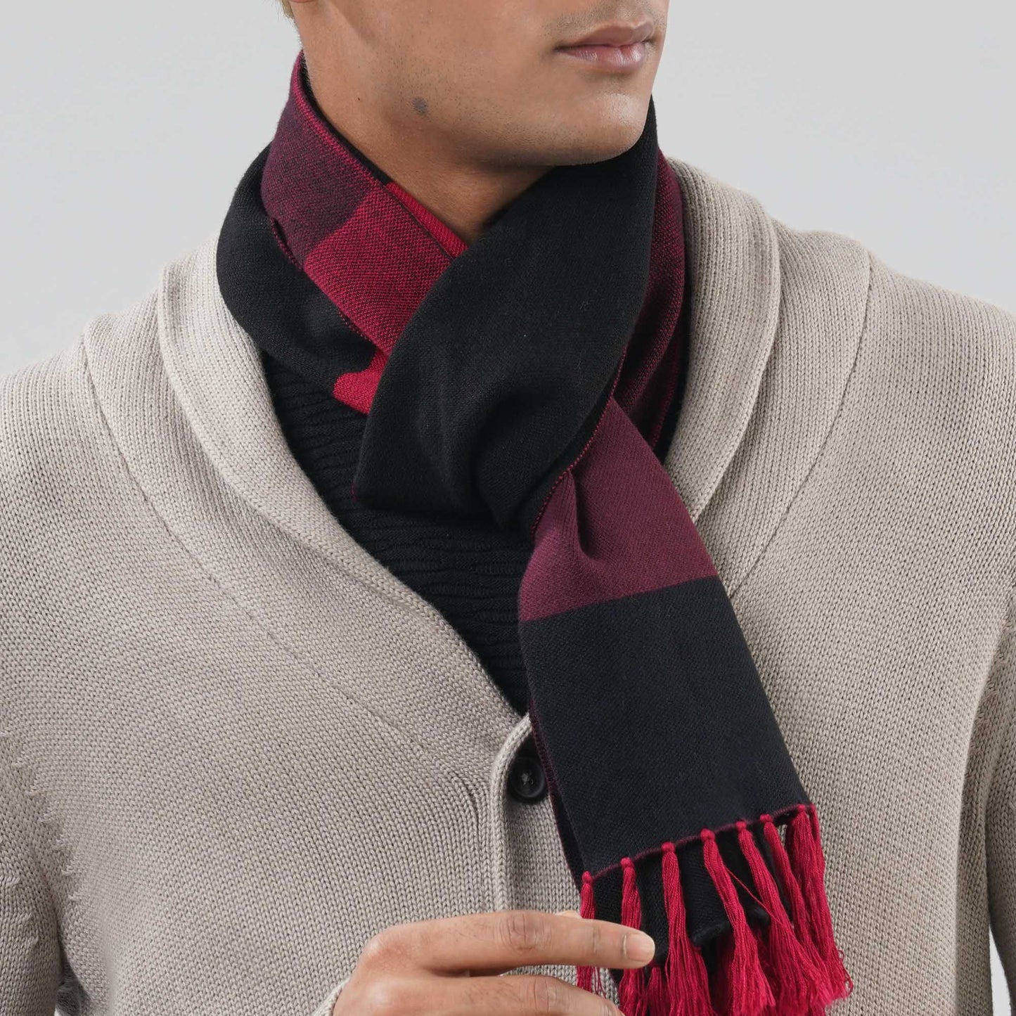 Men's Black & Maroon Muffler