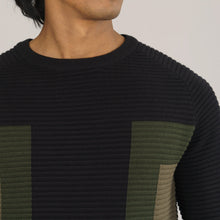 Load image into Gallery viewer, Men&#39;s Black &amp; Olive Sweater Pullover
