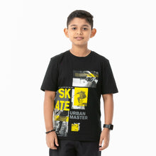 Load image into Gallery viewer, Boys Black Printed T-Shirt
