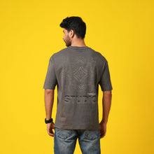 Load image into Gallery viewer, MENS T- SHIRT-GRAPHITE
