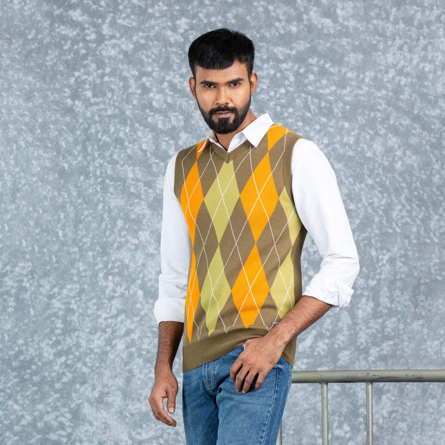 MENS VEST- OLIVE