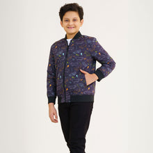 Load image into Gallery viewer, Boy&#39;s Black Printed Bomber Jacket
