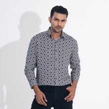 Load image into Gallery viewer, Men Gray Printed Shirt
