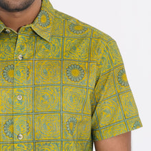 Load image into Gallery viewer, Men&#39;s Yellow Printed Cotton Shirt
