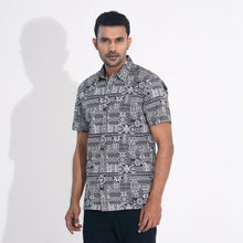 Load image into Gallery viewer, Men&#39;s Black Printed Cotton Shirt
