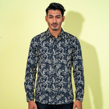 Load image into Gallery viewer, Men&#39;s Black-White Floral Shirt
