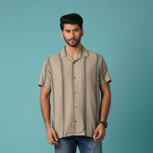 Load image into Gallery viewer, Men&#39;s Oak Hawaii Shirt
