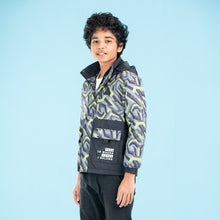 Load image into Gallery viewer, BOYS WINDBREAKER-MULTI COLOR AOP
