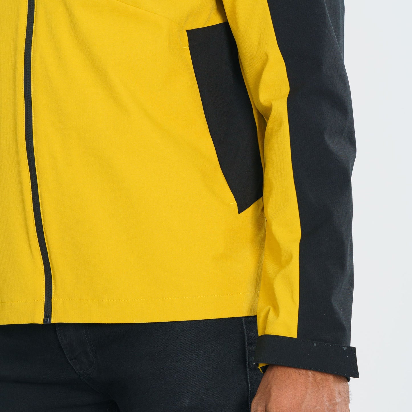 Men’s Yellow & Black Windbreaker